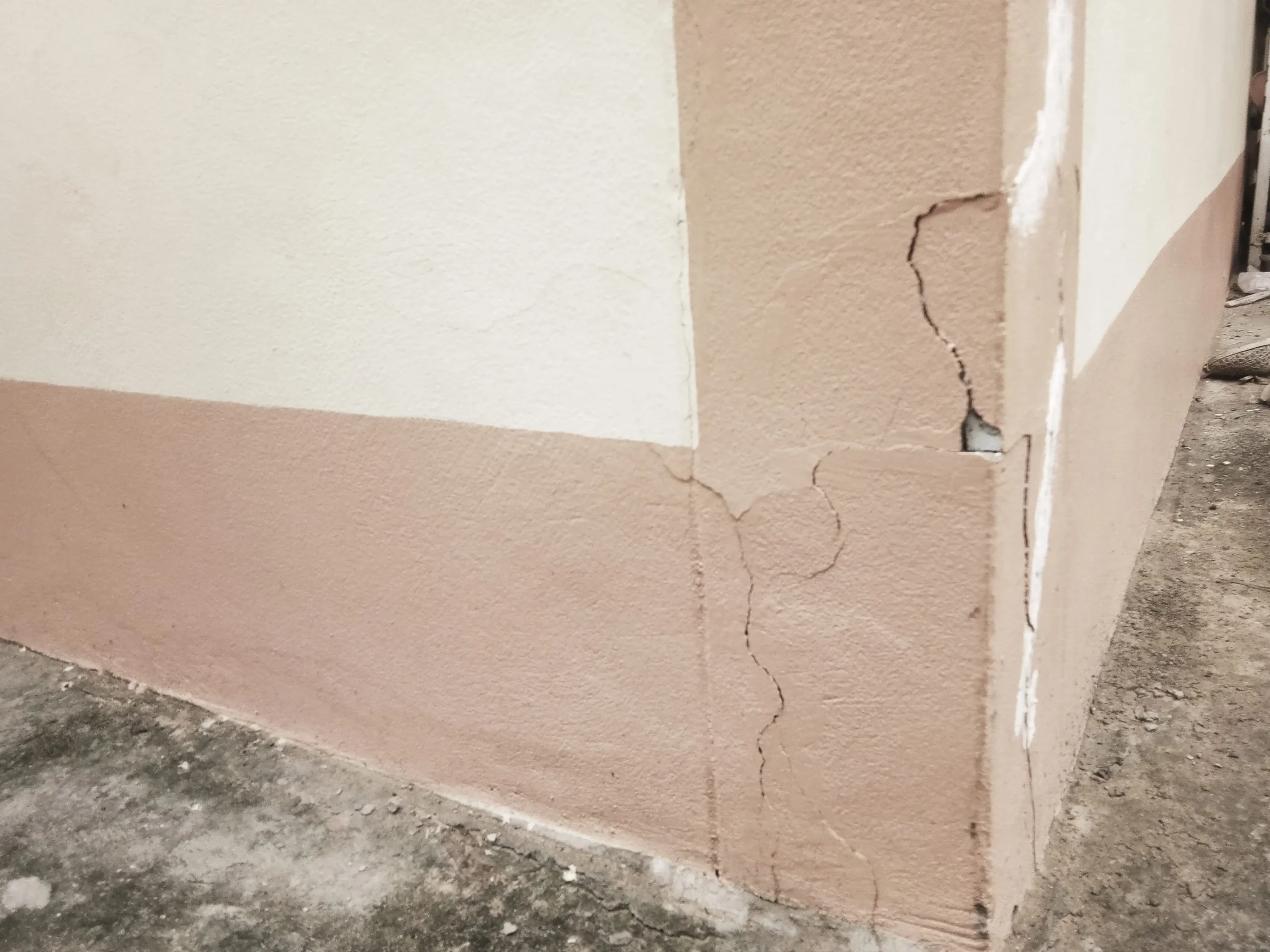 Cracks in an older London building assessed during a structural survey